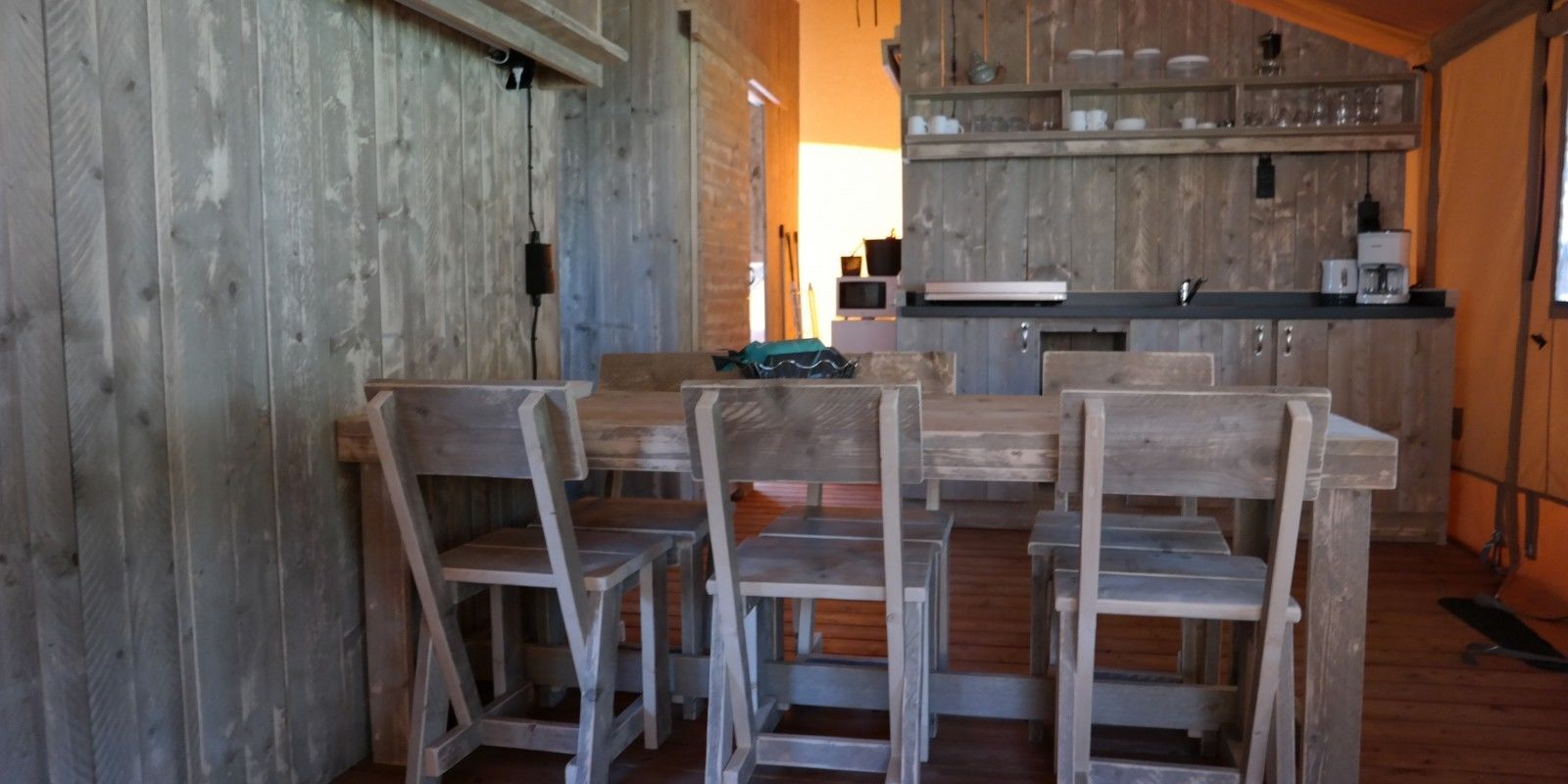 Guest house 540613 - Tent house Vechtstreek - Luxury Lodge