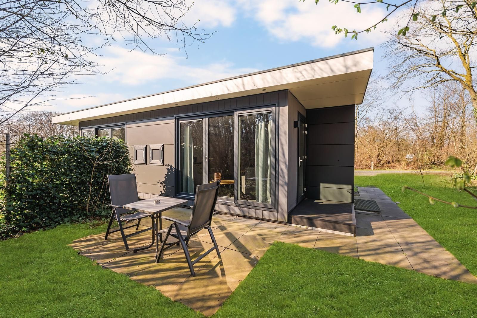 Guest house 540880 - Holiday property Vechtstreek - Luxe bosrand loft met Hottub & Sauna