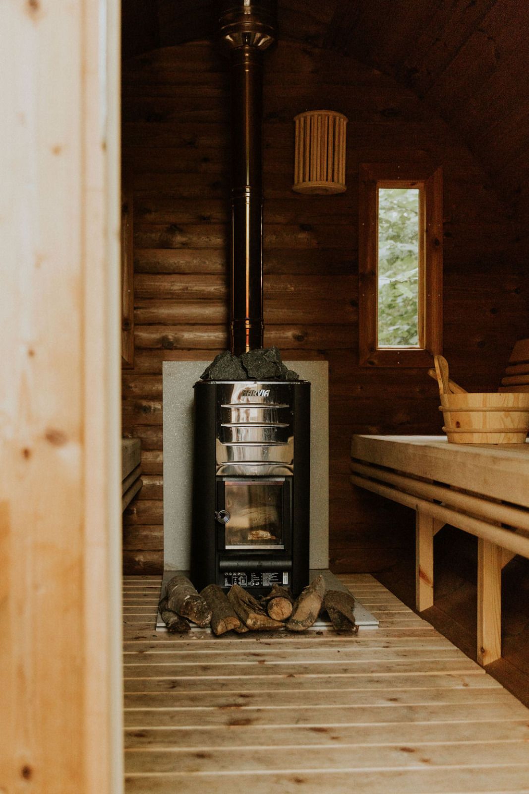 Guest house 540880 - Holiday property Vechtstreek - Luxe bosrand loft met Hottub & Sauna