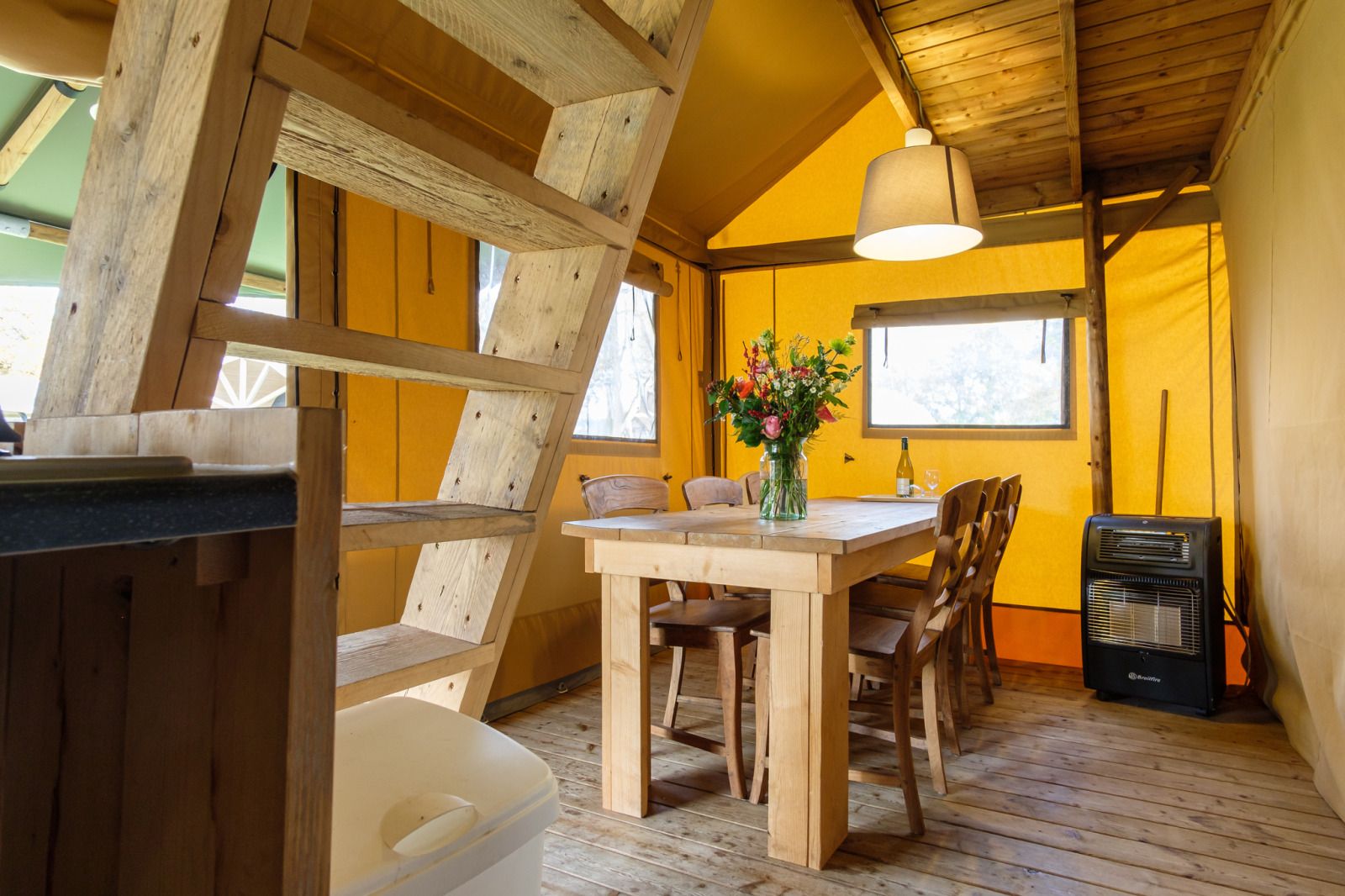 Guest house 541127 - Tent house Vechtstreek - Verandalodge