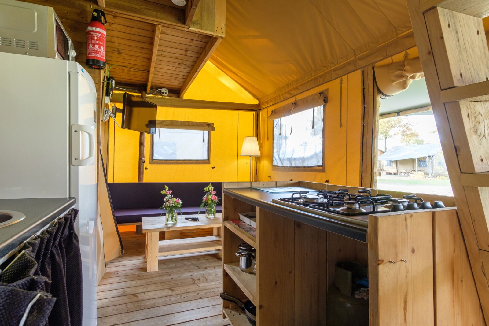 Guest house 541127 - Tent house Vechtstreek - Verandalodge