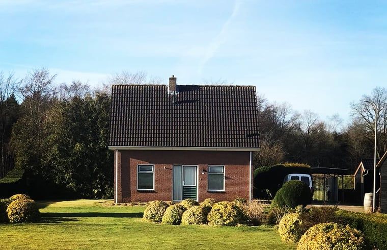 Ferienhaus in Rheezerveen mit grossem Garten und gruener Umgebung, Vechtstreek, Overijssel.