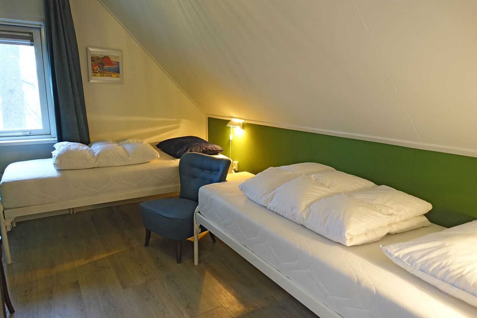 Bedroom with terrace view in OV675 vacation home, Lemele, Overijssel.
