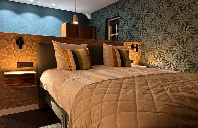 Atmospheric bedroom lighting in cottage in Kloosterhaar, Vechtstreek, Overijssel.