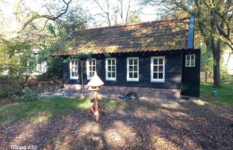 Authentiek vakantiehuis in Brucht, Vechtstreek, Overijssel met landelijke uitstraling.