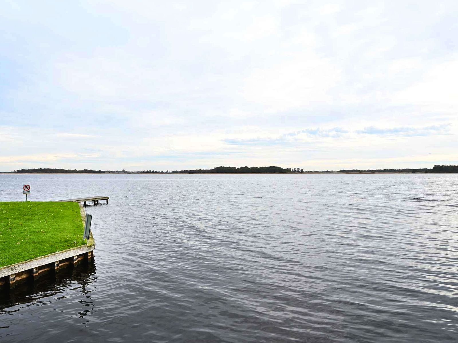 Guest house 5501100 - Chalet Noordwest Overijssel - Chalet in Giethoorn