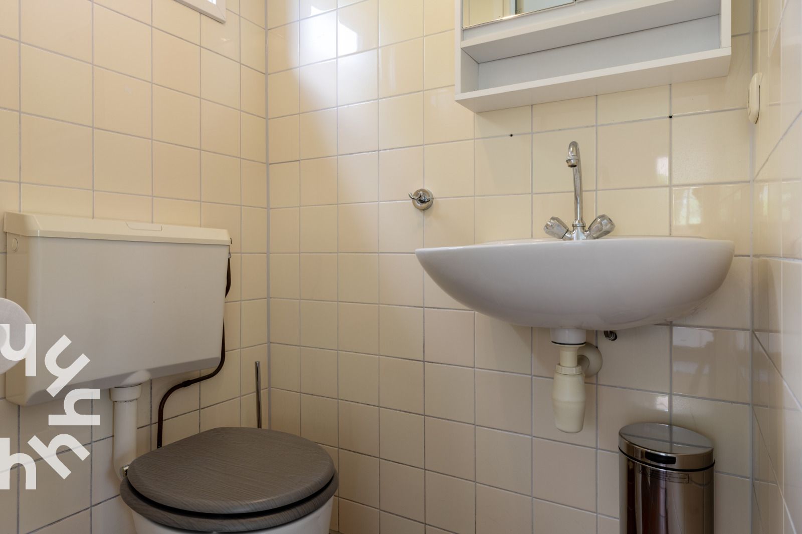 Pittoreske grachten in Giethoorn nabij OV270 vakantiehuis, ideaal voor een ontspannen verblijf in Noordwest Overijssel.