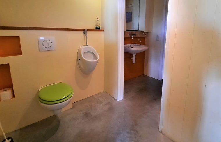 Guest house 550112 - Holiday property Noordwest Overijssel - Huisje in Giethoorn