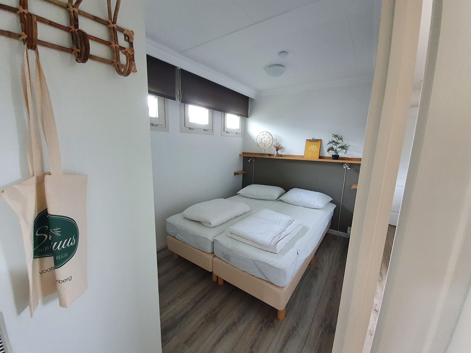 Unterkunft 5501145 - Ferienhaus Noordwest Overijssel - Chalet Resort Venetie Giethoorn