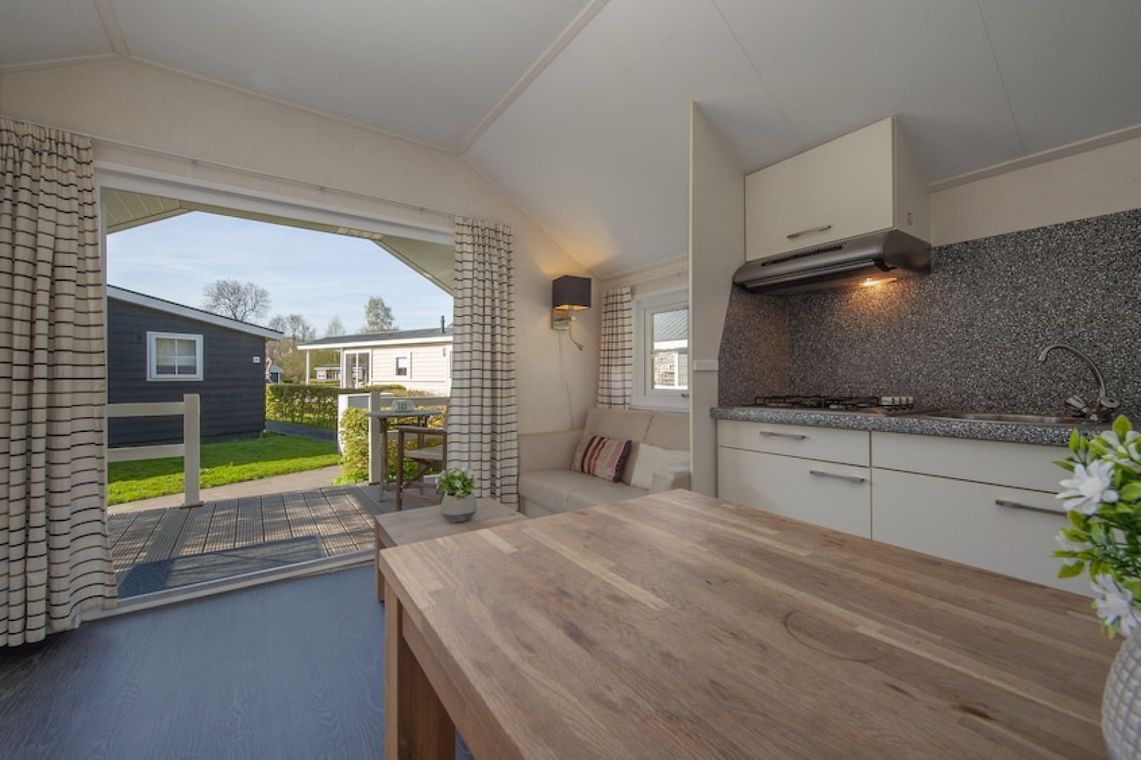Verblijf 5501148 - Vakantiewoning Noordwest Overijssel - Tiny House 2