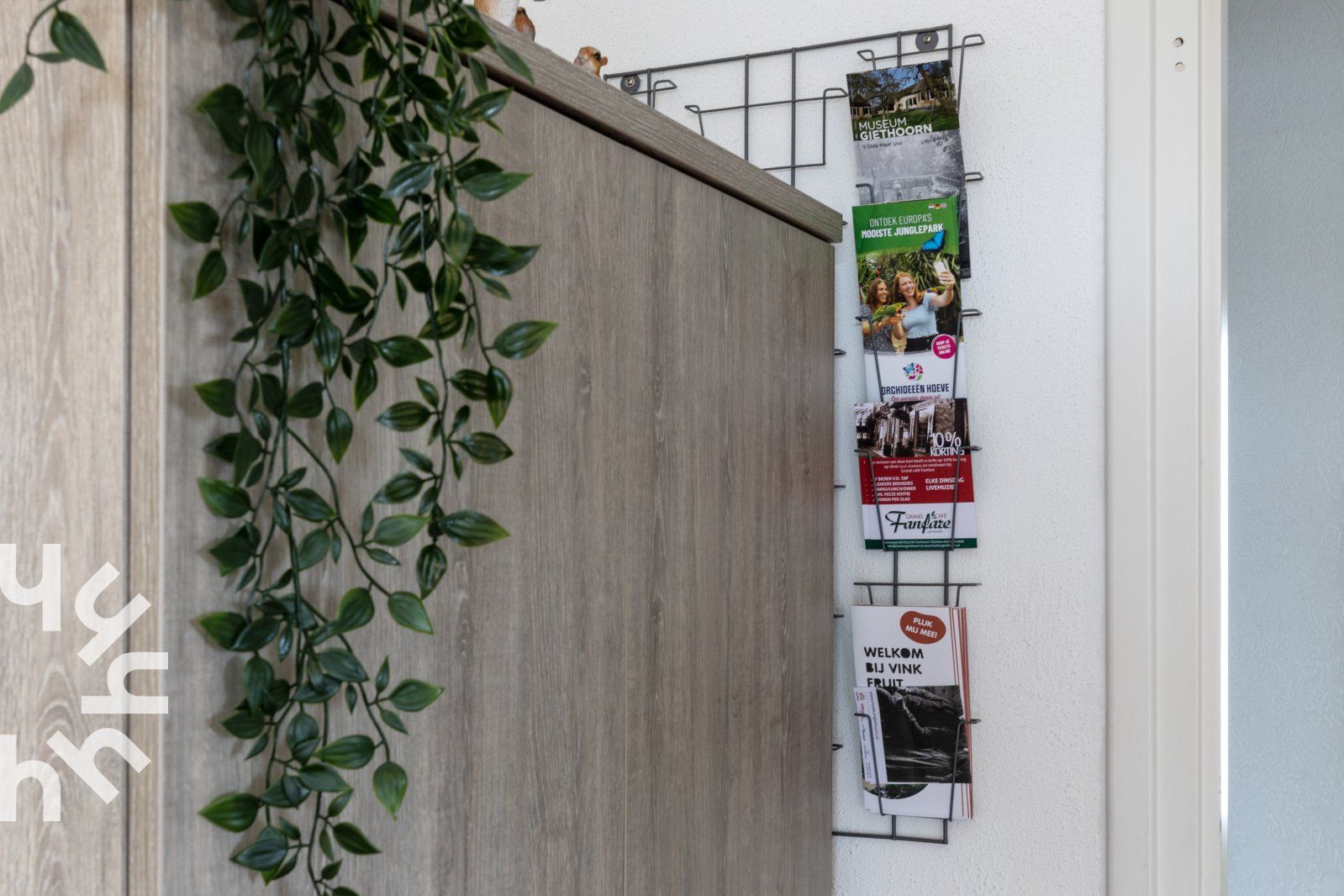 Eingang zum Ferienhaus OV007 mit Zugang zum Wohnzimmer, Giethoorn, Nordwest Overijssel, Overijssel.