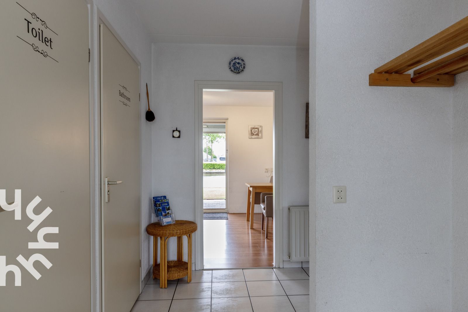 Modernes Badezimmer im Ferienhaus OV007, Giethoorn, Nordwest Overijssel, Overijssel.