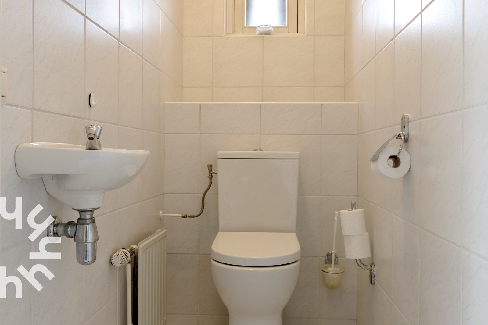 Korridor mit Zugang zu den Zimmern im Ferienhaus OV007, Giethoorn, Nordwest Overijssel, Overijssel.