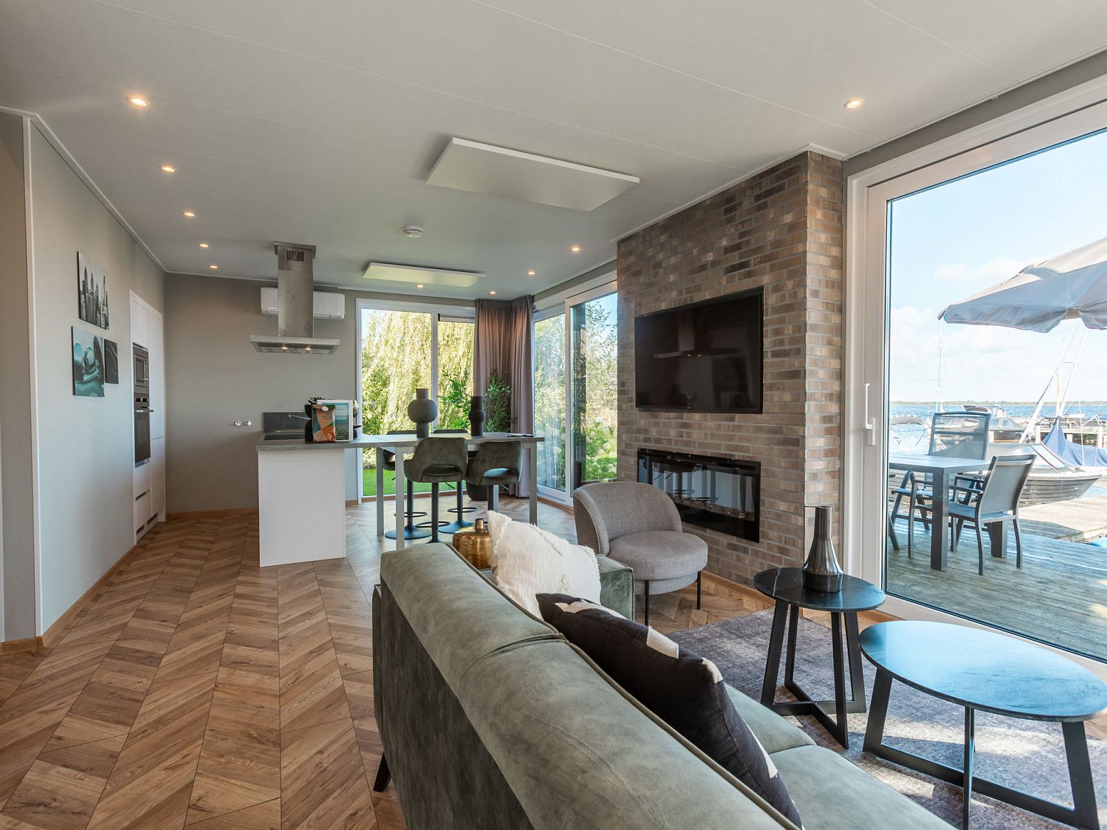 Verblijf 550630 - Vakantiewoning Noordwest Overijssel - Vakantiehuis Vakantiepark Wiedense meren - Villa Waterrijk 4