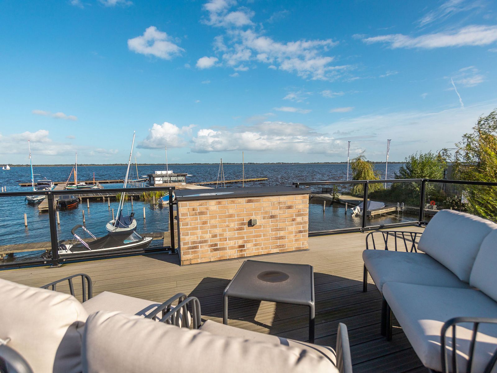 Verblijf 550630 - Vakantiewoning Noordwest Overijssel - Vakantiehuis Vakantiepark Wiedense meren - Villa Waterrijk 4