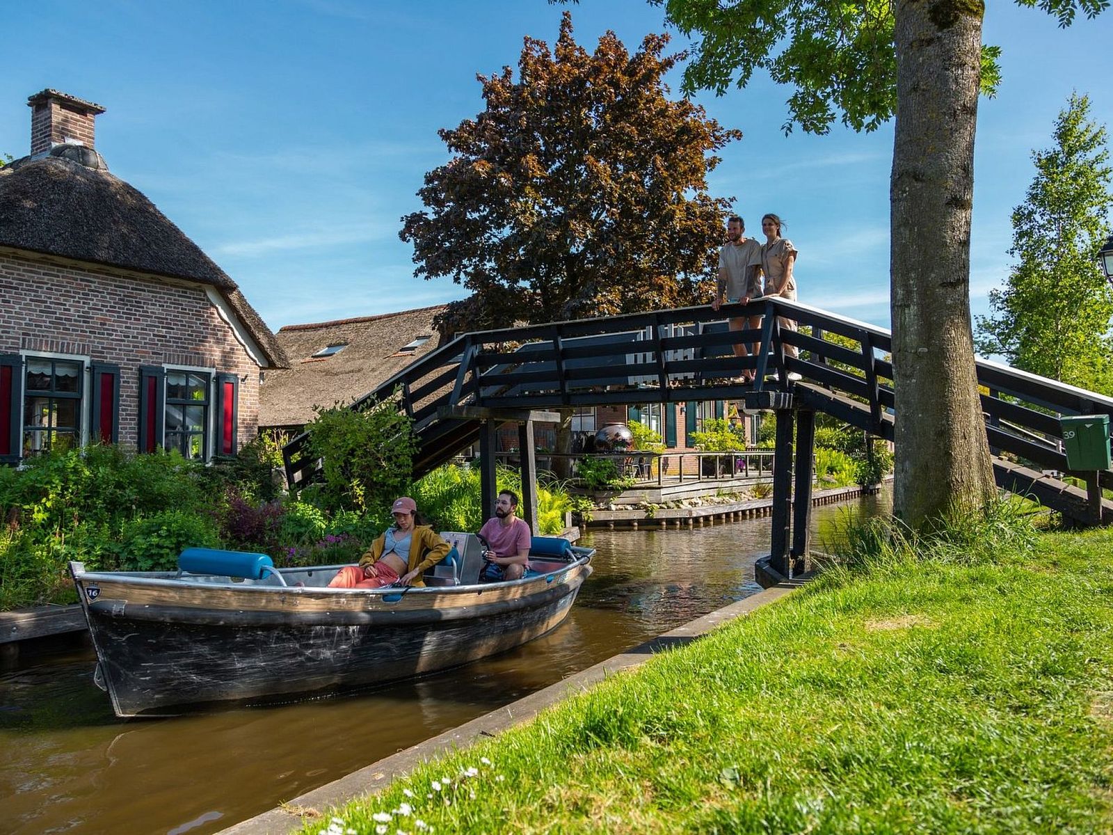 Guest house 550643 - Holiday property Noordwest Overijssel - Vakantiehuis De Wiedense Meren - Villa Waterrijk MIVA | 3p