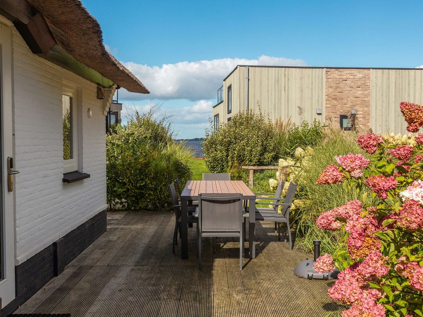 Verblijf 550645 - Vakantiewoning Noordwest Overijssel - Vakantiehuis De Wiedense Meren - Villa Weerribben | 6p
