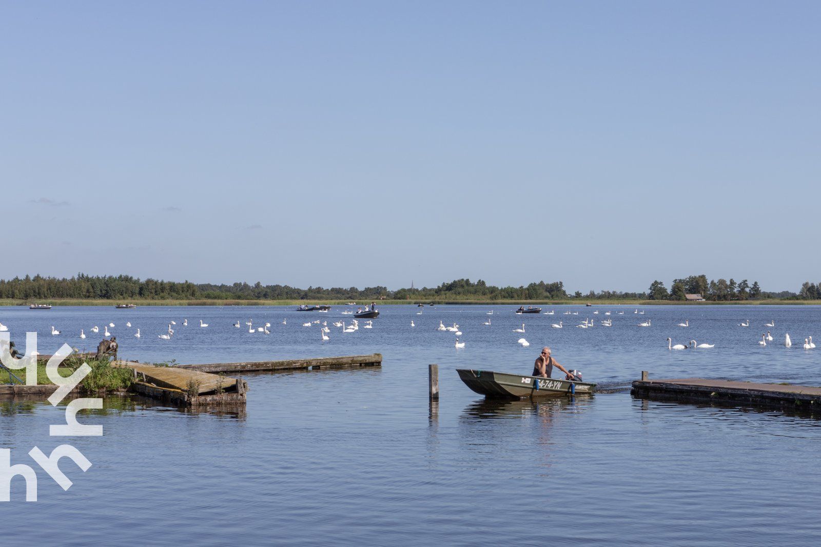 Blick auf die weiten Felder rund um das Ferienhaus OV591 in Wanneperveen, Overijssel.