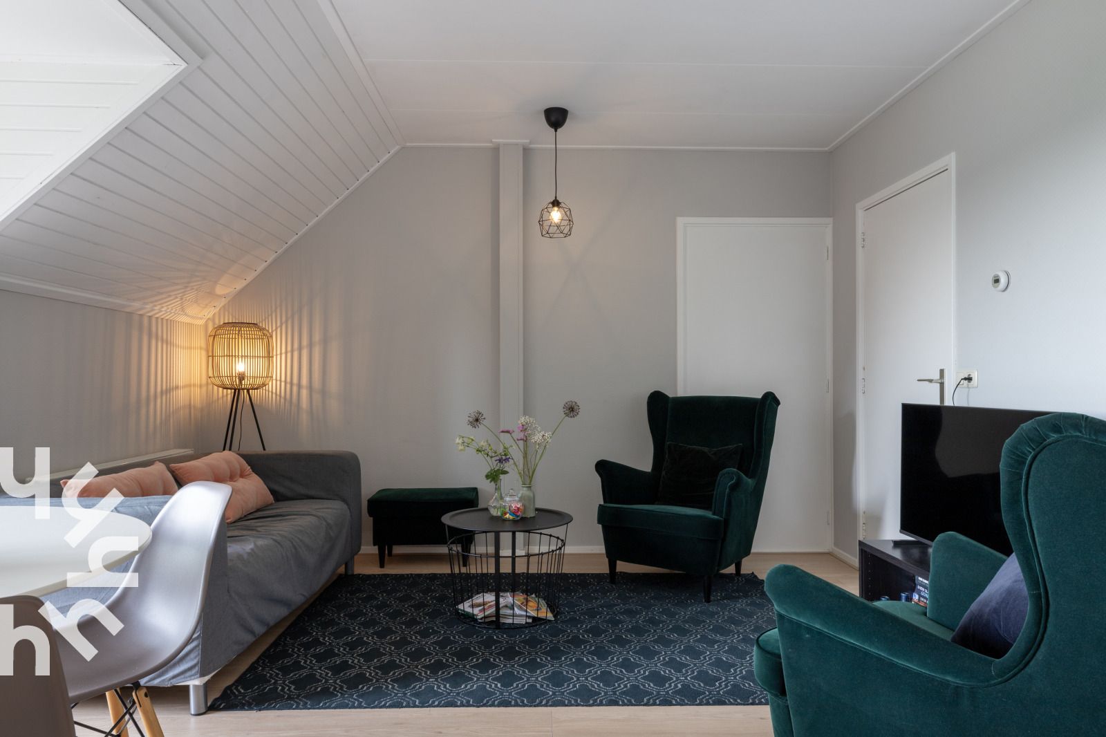 Esszimmer des Ferienhauses OV591 in Wanneperveen, Overijssel mit Zugang zur Terrasse.