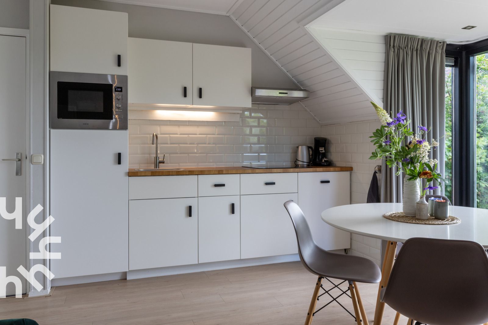 Dusche im Badezimmer des Ferienhauses OV591 in Wanneperveen, Overijssel, mit moderner Ausstattung.