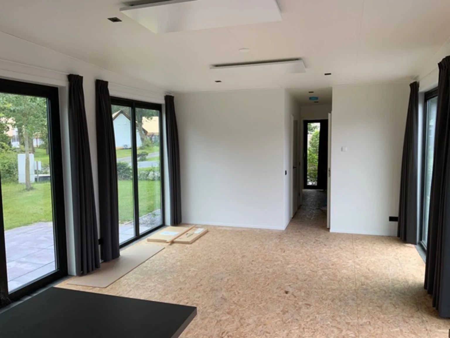 Interieur van Vrijstaande woning in IJhorst, vakantiehuis in Noordwest Overijssel met uitzicht op groene omgeving.