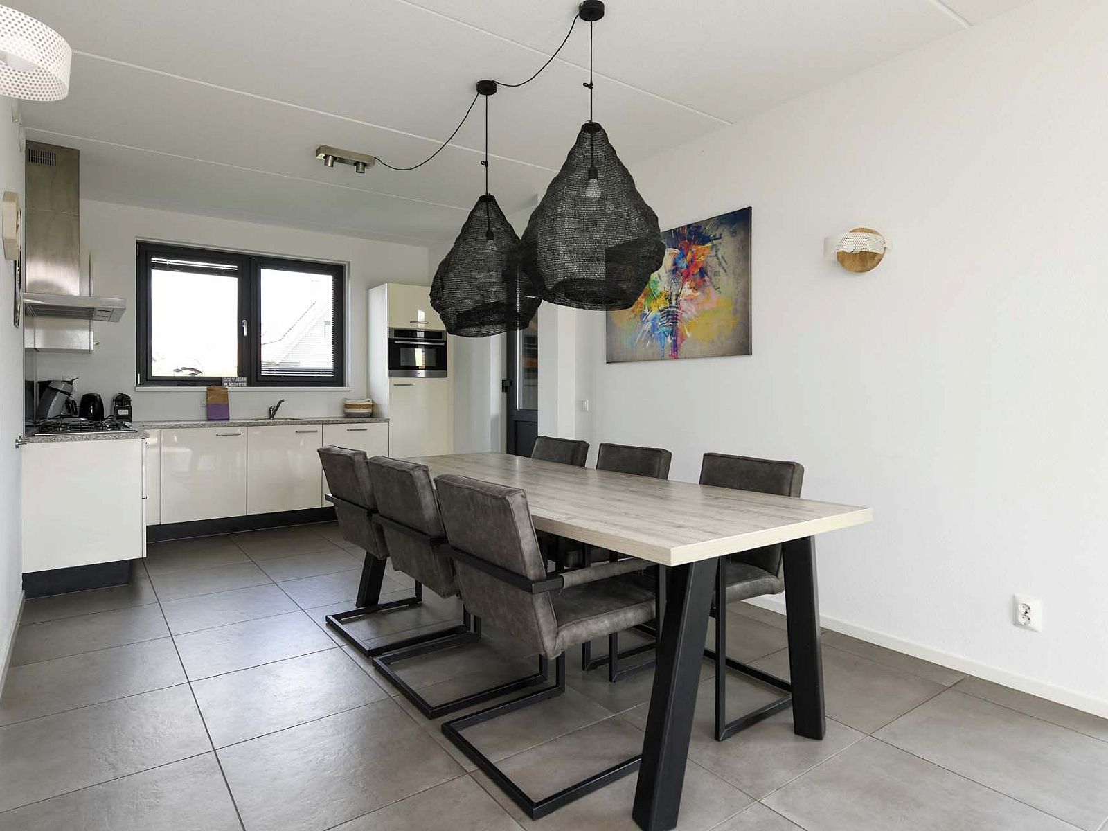 Essecke neben der Kche im Ferienhaus in Ossenzijl, Nordwest Overijssel, Overijssel.