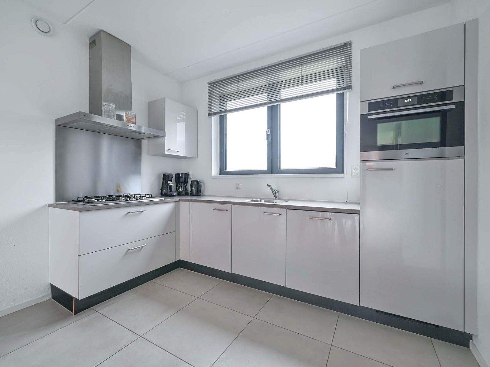 Guest house 551821 - Holiday property Noordwest Overijssel - Vrijstaande woning in Ossenzijl