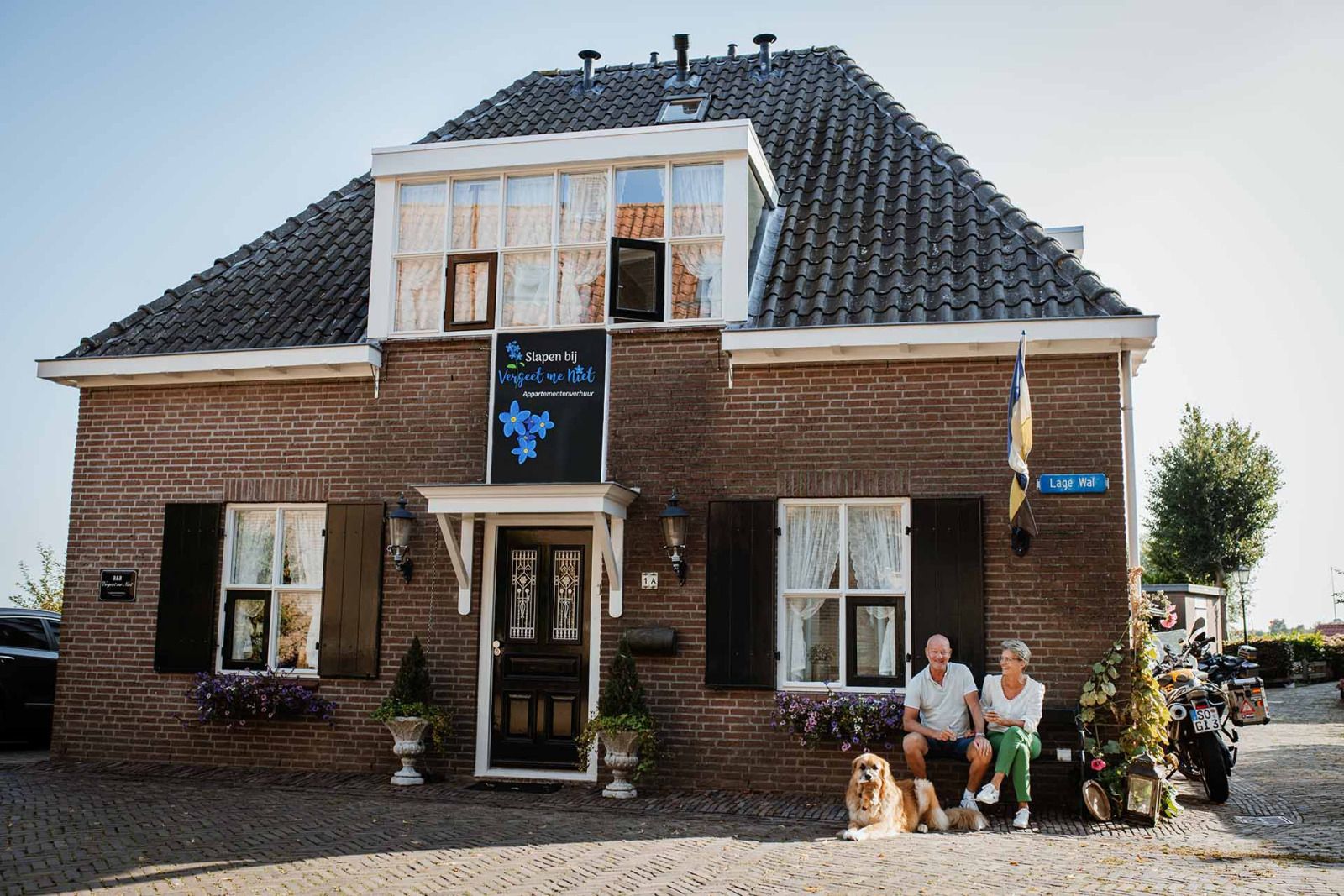 OV684 vacation home in Blokzijl, charming facade with traditional architecture in Northwest Overijssel, Overijssel.