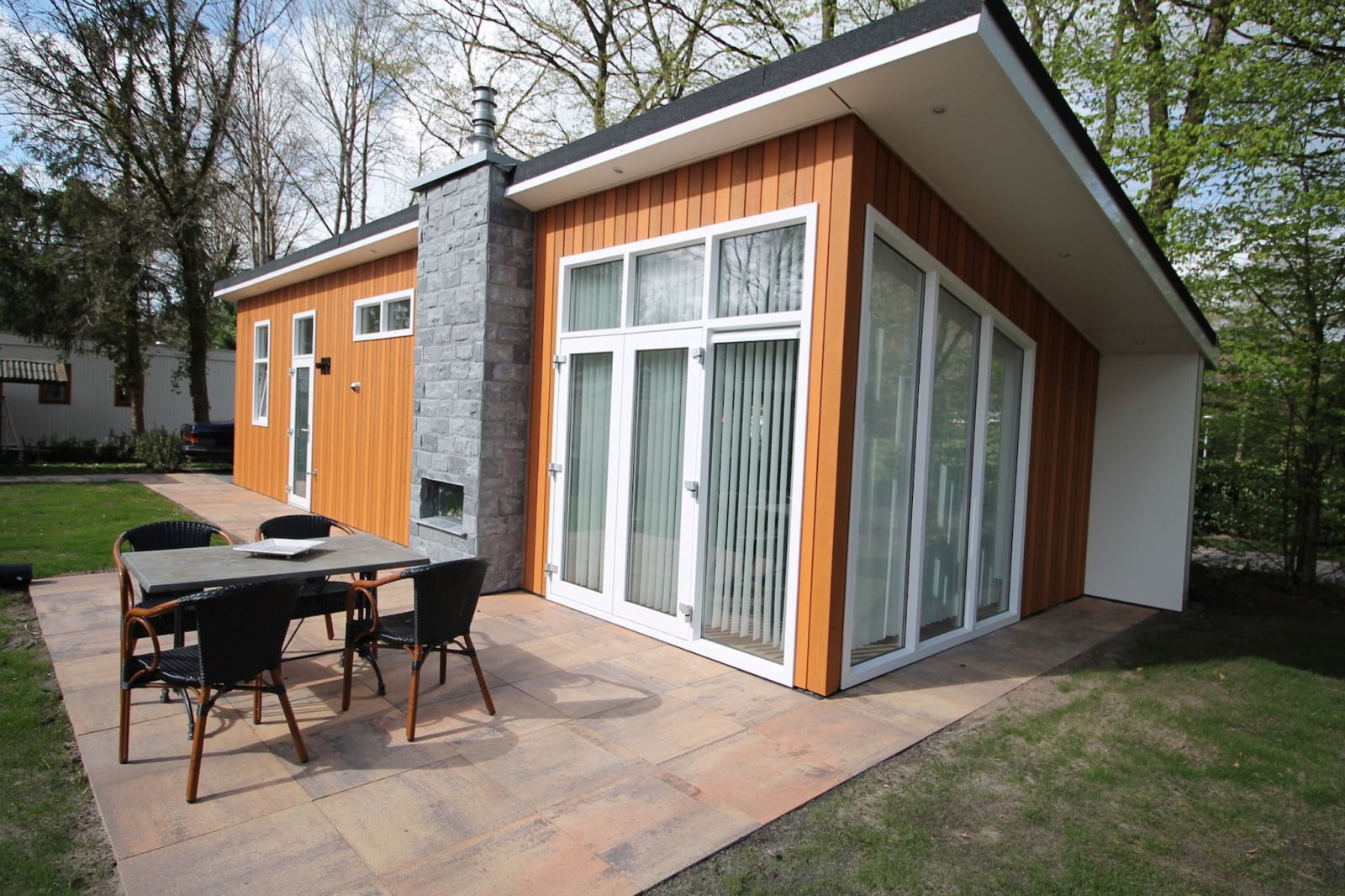 Guest house 552920 - Holiday property Noordwest Overijssel - «Residence de Eese 20»