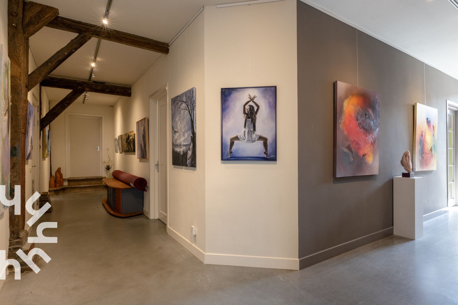 Creatieve ruimte in OV517 vakantiehuis in Zuidveen, ideaal voor schilderen en kunstprojecten.