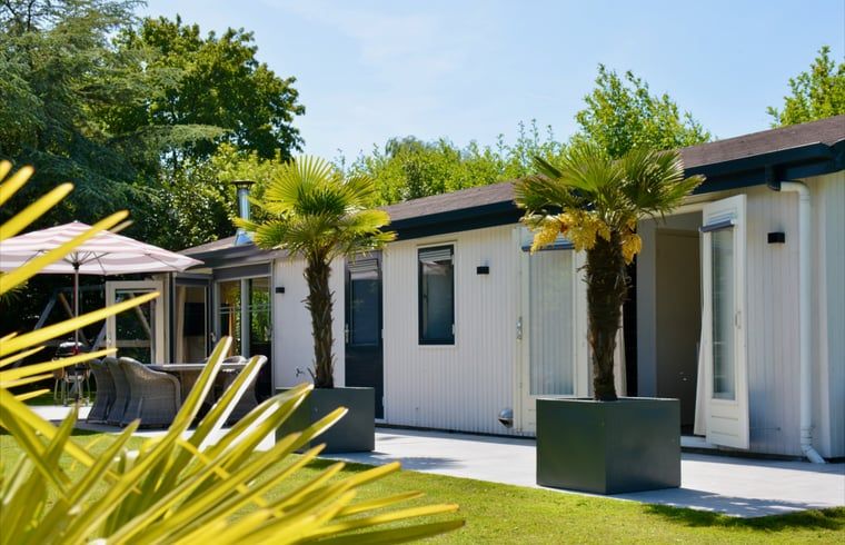 Uitzicht op de buitenkant van Huisje in Vinkeveen, vakantieaccommodatie in Utrecht noord.