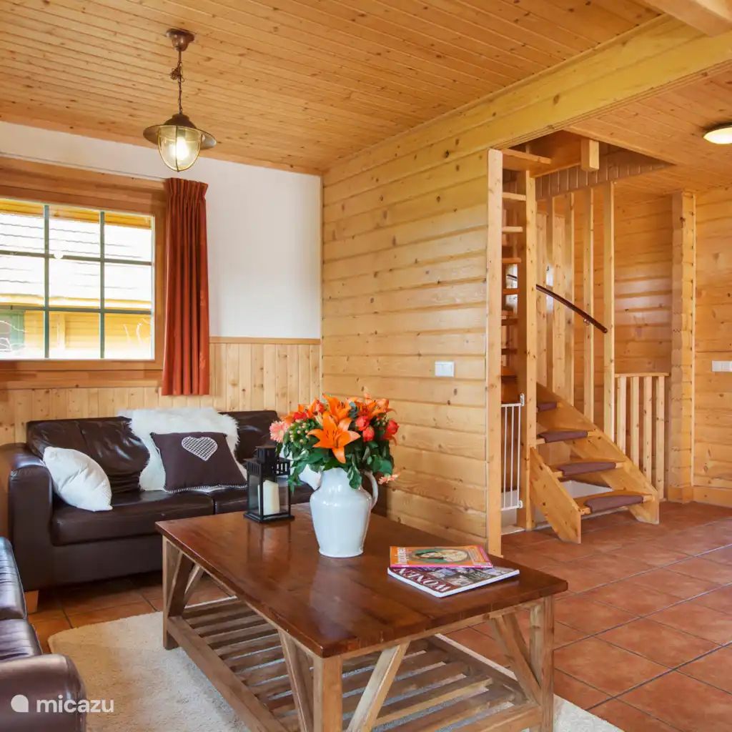 Guest house 560823 - Bungalow Utrecht noord - Gezellige Zweedse Bungalow