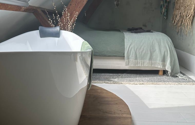 Guest house 561403 - Holiday property Utrecht noord - Huisje in Waverveen