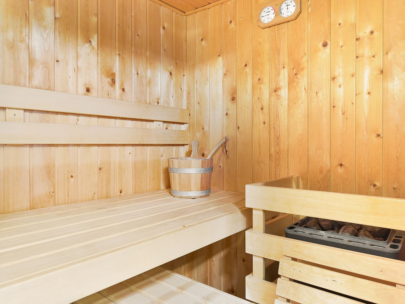 Verblijf 570132 - Bungalow Utrechtse Heuvelrug - Amerongse Berg | 12-persoons woning | 12L