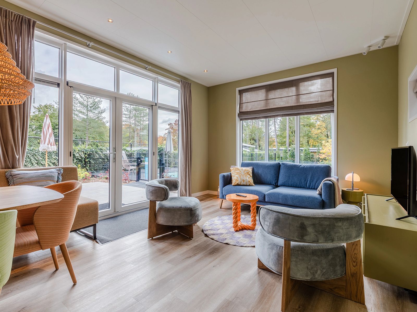 Verblijf 5707124 - Bungalow Utrechtse Heuvelrug - 10-persoons Pool Lodge | 10BZ