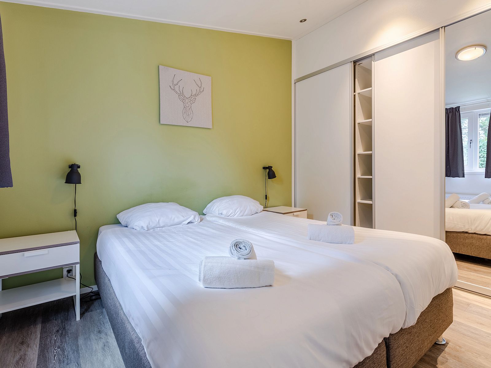 Verblijf 5707133 - Bungalow Utrechtse Heuvelrug - 6-persoons Cottage Hottub | 6BE1