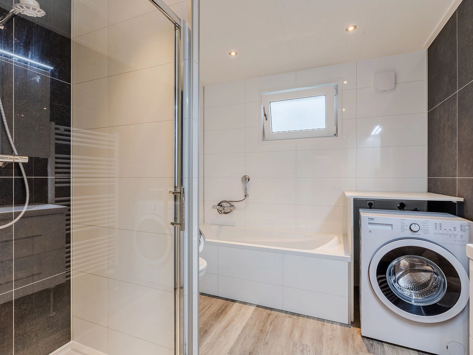 Verblijf 5707133 - Bungalow Utrechtse Heuvelrug - 6-persoons Cottage Hottub | 6BE1