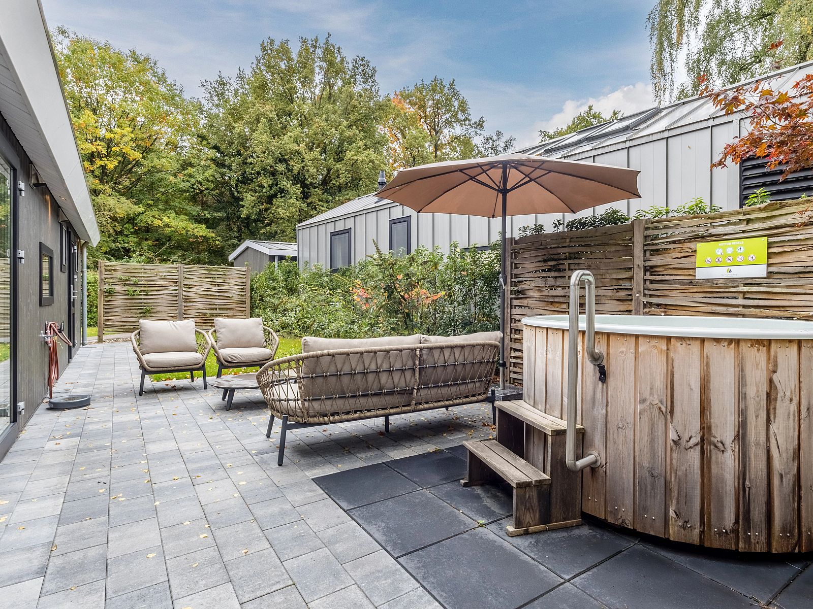 Unterkunft 5707145 - Bungalow Utrechtse Heuvelrug - 4-persoons Eco Cottage Hottub | 4BE2