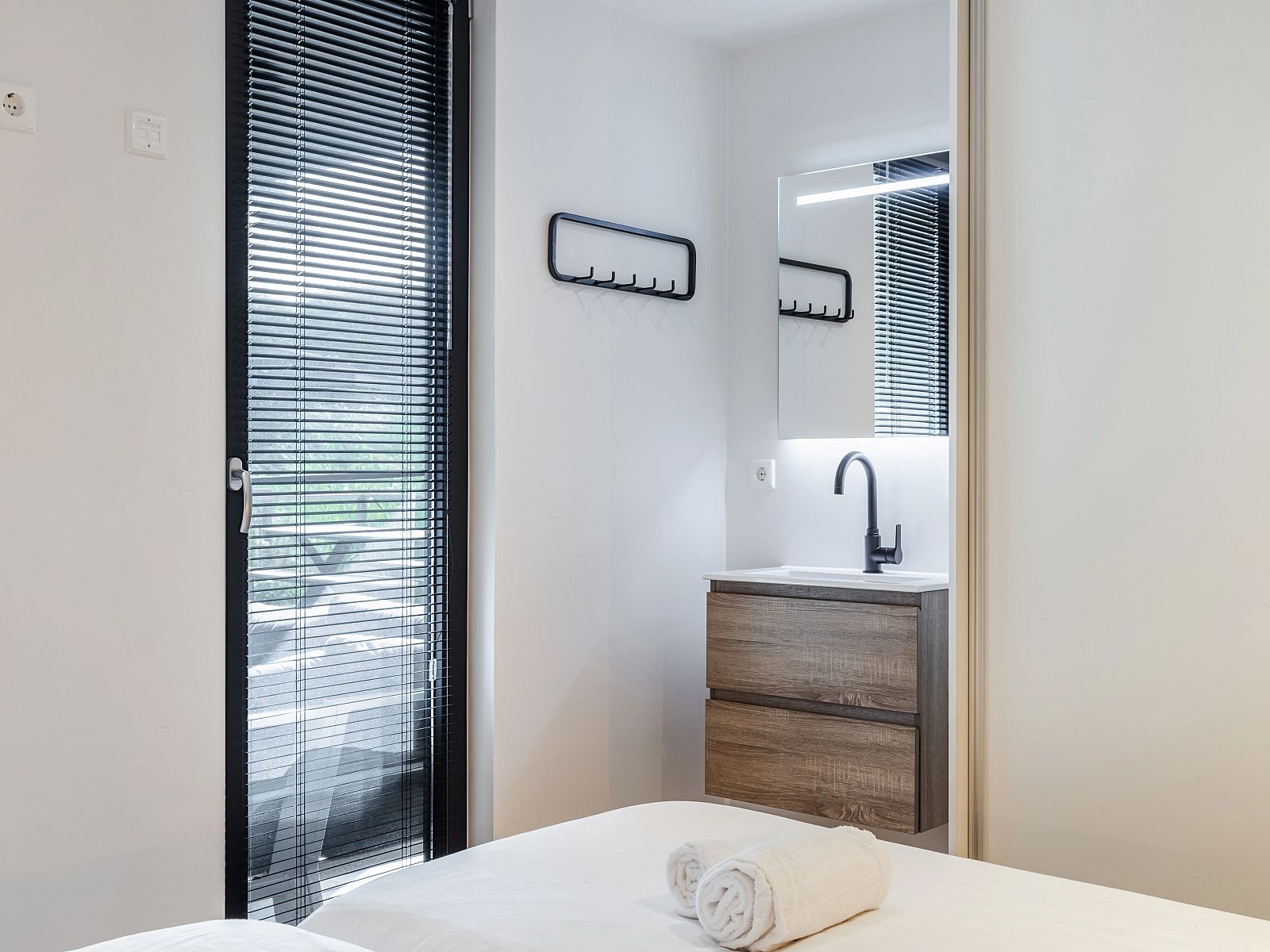 Unterkunft 5707150 - Bungalow Utrechtse Heuvelrug - 4 persoons Water & Hottub lodge | 4B