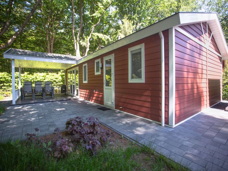 Rode vakantiewoning bij Vakantiehuis De Thijmse Berg in Rhenen, Utrecht, met overdekt terras.