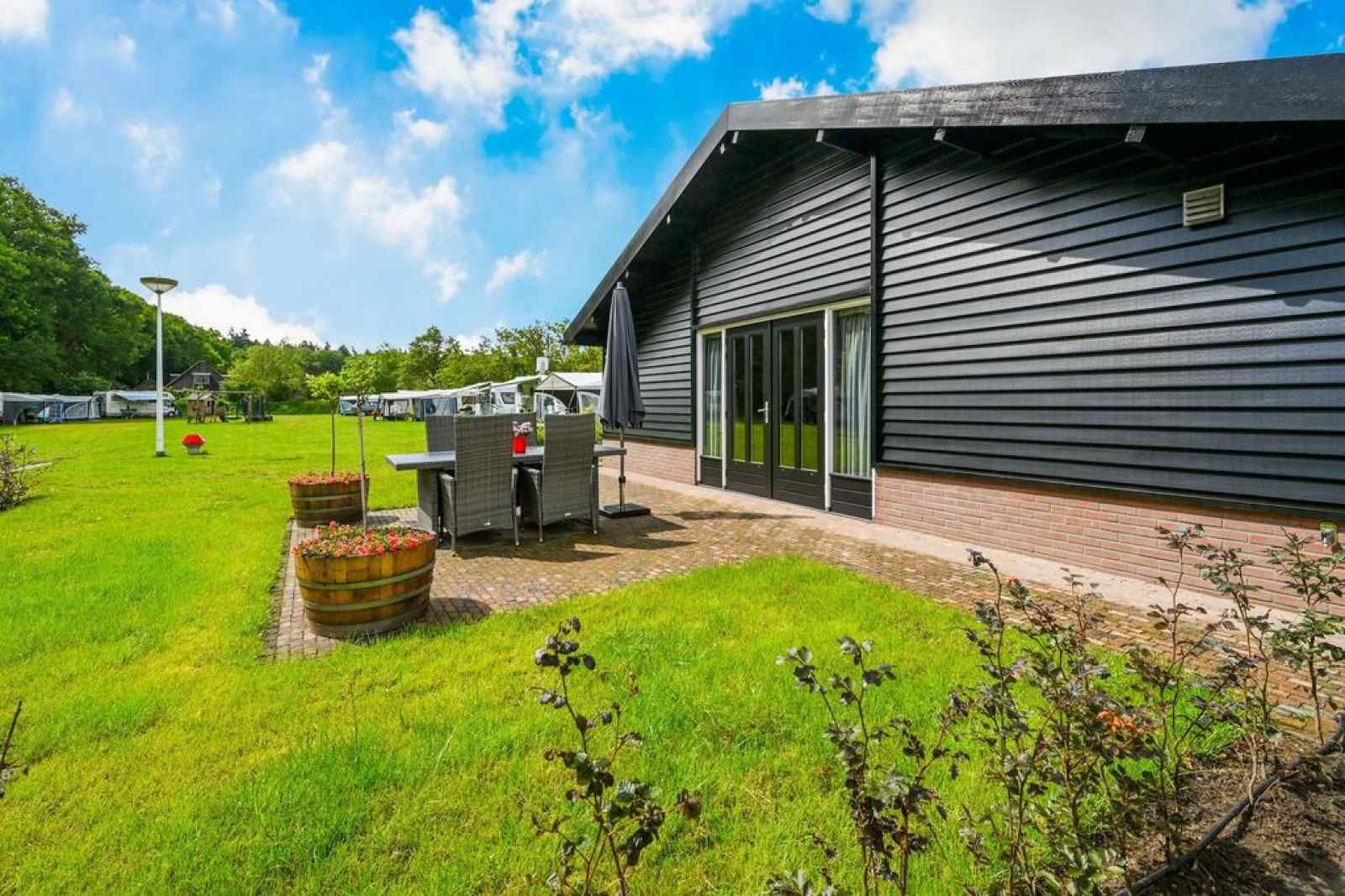 UT037 vakantiehuis met zonnig terras in Leersum, Utrechtse Heuvelrug.