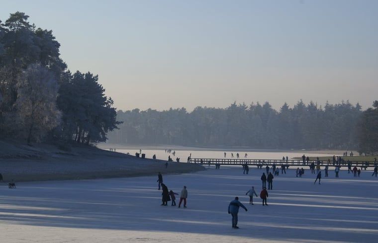 Winter skating rink on Henschotermeer near Holiday home in Maarn, Utrecht Hill Ridge, for winter fun.