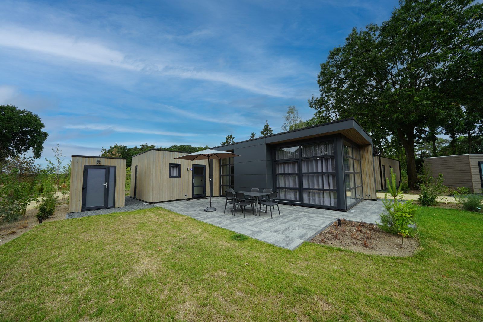 Freistehendes Haus in Maarn mit moderner Architektur und Terrasse, gelegen auf dem Utrechtse Heuvelrug im grnen Maarn.