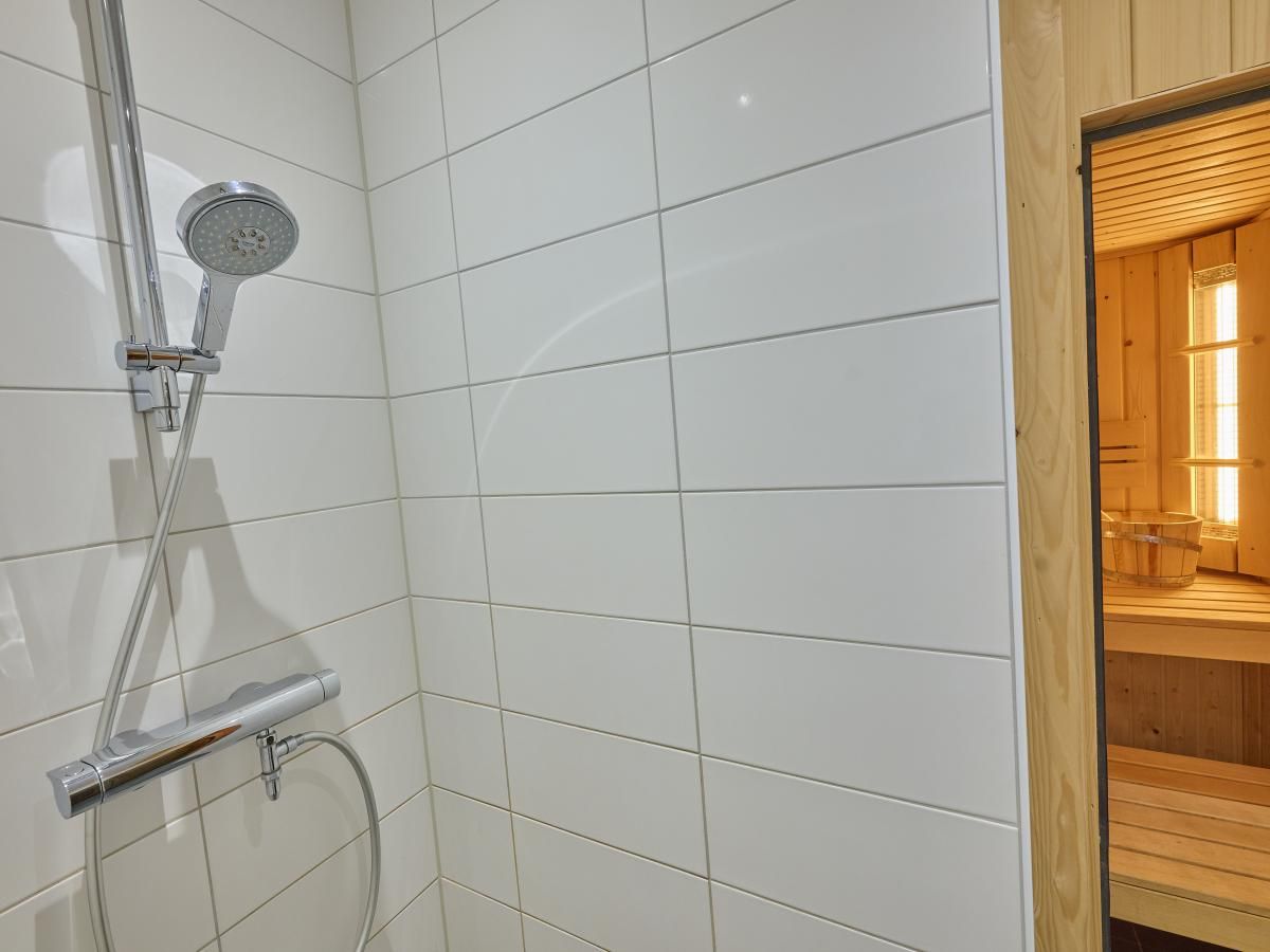 Bikes for rent at Sauna Zee vacation home in Colijnsplaat, North Beveland, discover the area.