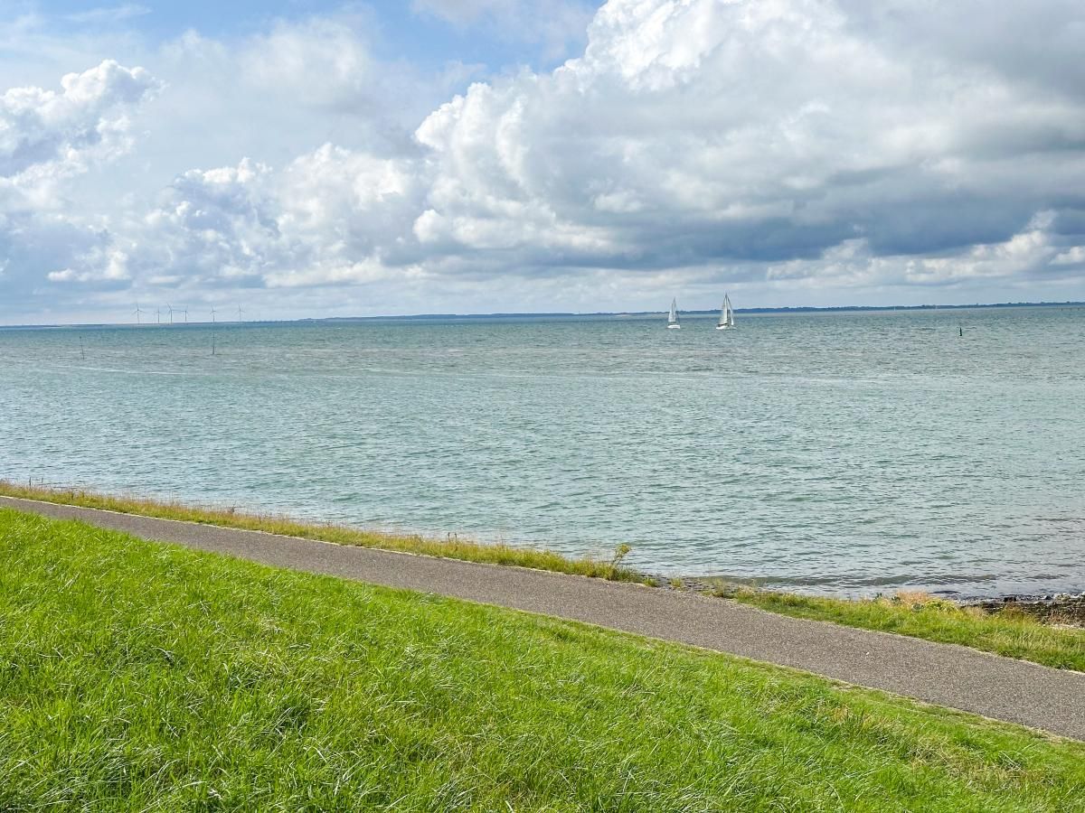 Uitzicht op de zee nabij Coast Calm 71 vakantiehuis, Colijnsplaat, Zeeland.