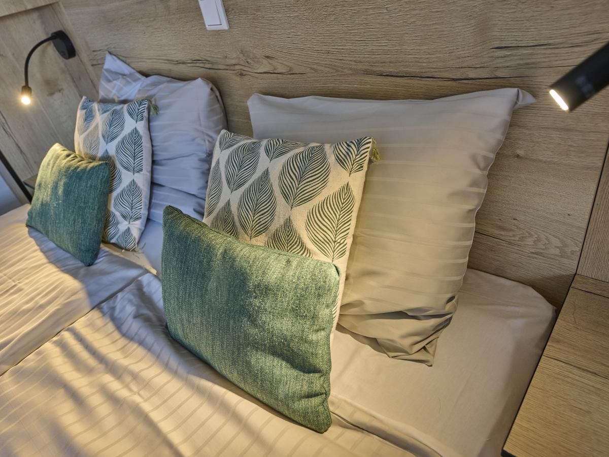 Guest house 590250 - Holiday property Noord-Beveland - Sauna Zee 27H