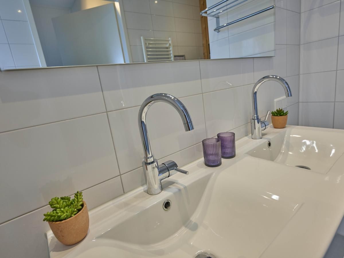 Guest house 590251 - Holiday property Noord-Beveland - SeaLuxe Suite 27i