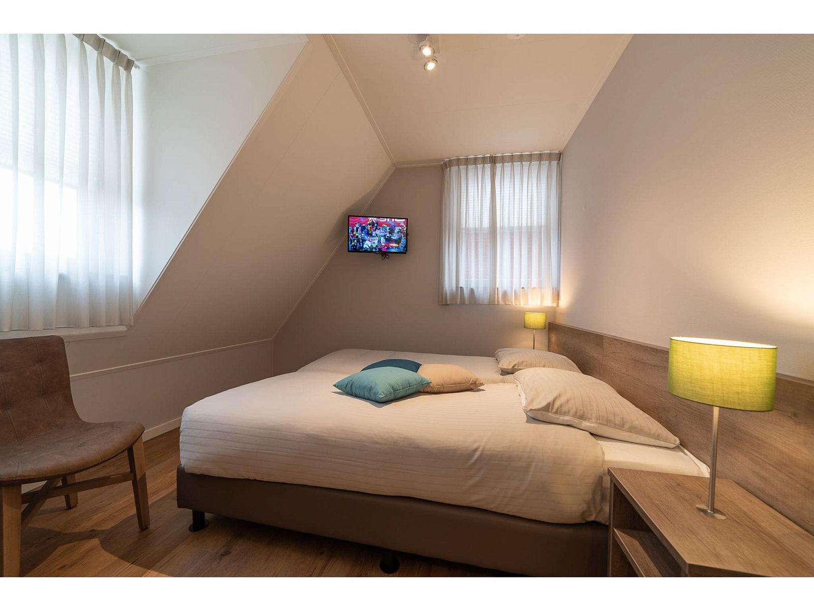 Verblijf 590262 - Vakantiewoning Noord-Beveland - 8 persoons vrijstaand met jacuzzi