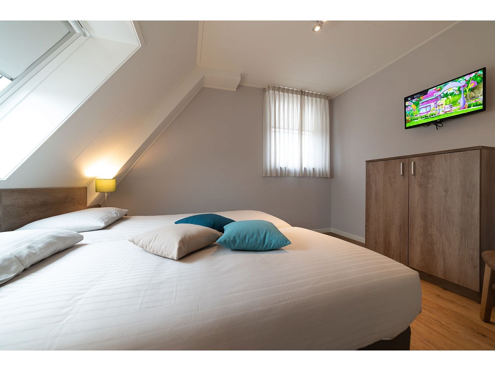 Verblijf 590262 - Vakantiewoning Noord-Beveland - 8 persoons vrijstaand met jacuzzi