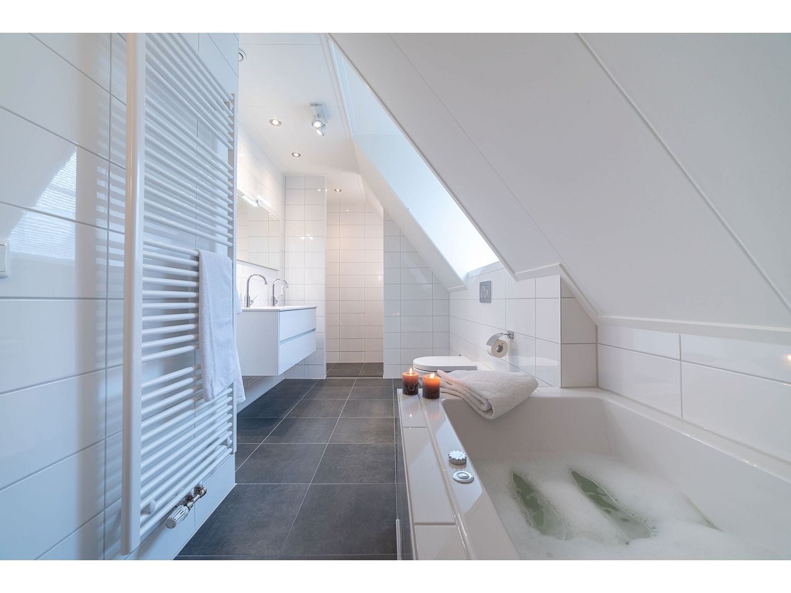 Verblijf 590262 - Vakantiewoning Noord-Beveland - 8 persoons vrijstaand met jacuzzi